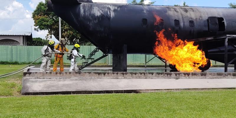 Finalización exitosa del Curso de Formación Inicial para Bombero Aeronáutico