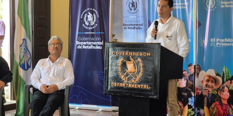 El evento fue liderado por el gobernador departamental, Fernando Mazariegos.