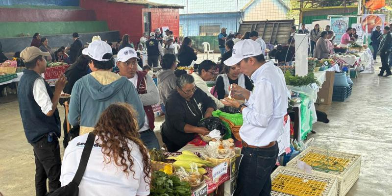 Huehuetenango vive una fiesta de la agricultura y desarrollo