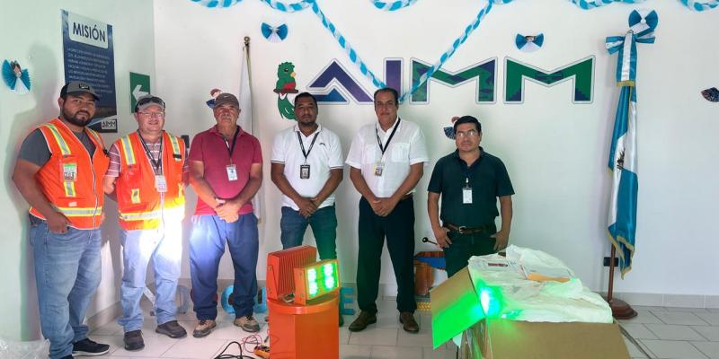 Este moderno equipo, compacto y de largo alcance, cumple con normativa de la Federal Aviation Administration (FAA)