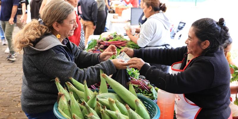 El sabor del campo llega a Villa Nueva con la Feria del Agricultor