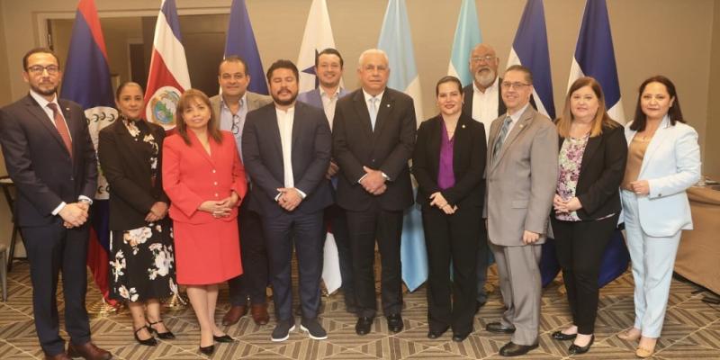Guatemala impulsa iniciativa “Frontera Verde” en reunión del CAC