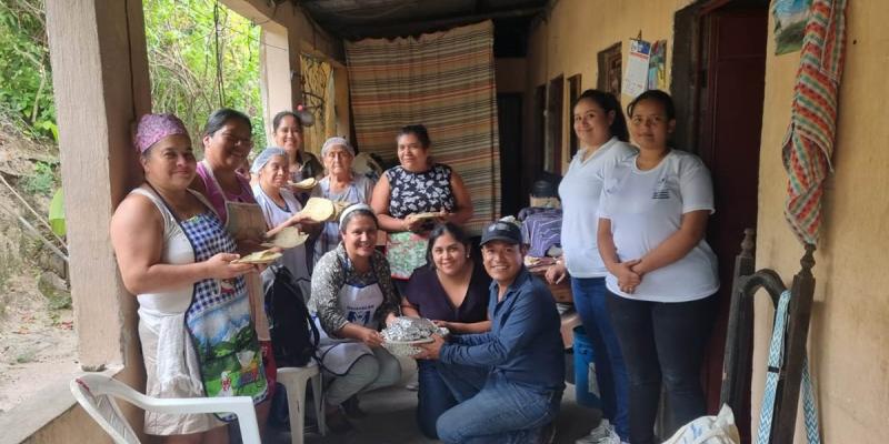 Impulsan buenas prácticas en el hogar para el bienestar de las familias rurales