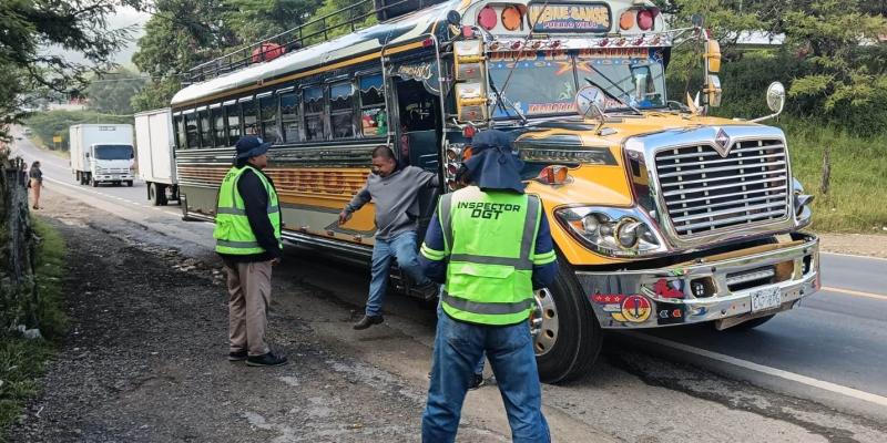 DGT verifica documentación y condiciones de transporte extraurbano en operativo conjunto con PROVIAL