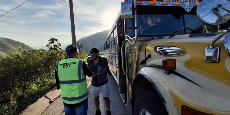 La DGT refuerza control al transporte colectivo en carretera