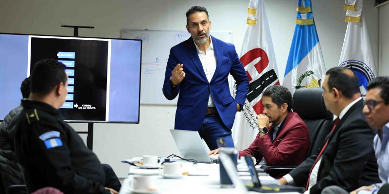 Mesa técnica evalúa herramientas tecnológicas para el control inteligente del transporte extraurbano de pasajeros y de carga