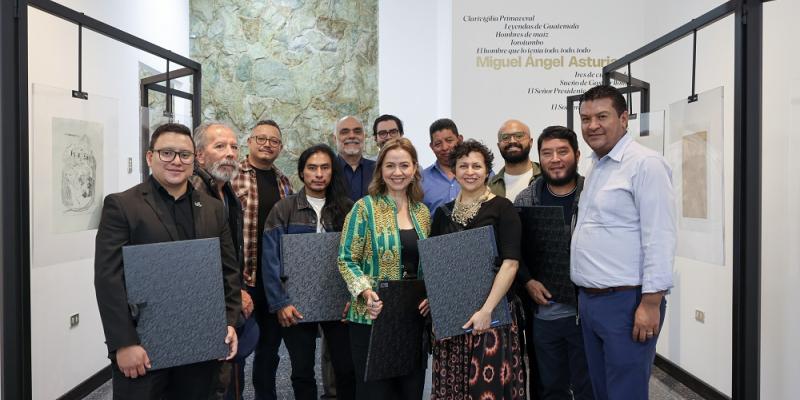 El grabado rinde homenaje a Miguel Ángel Asturias