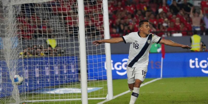 Guatemala empata 1-1 ante Panamá