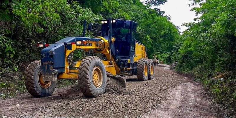 Covial mejora la Ruta Departamental en Alta Verapaz para beneficio de comunidades