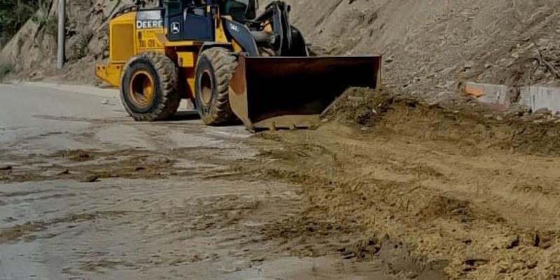 Ruta CA-09 Norte habilitada tras atender derrumbe en El Progreso
