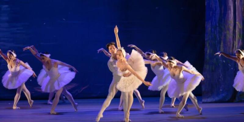 Escuela Nacional de Danza “Marcelle Bonge de Devaux”.