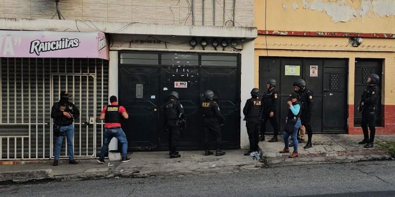 Ejecutan más de noventa allanamientos contra la Mara Salvatrucha