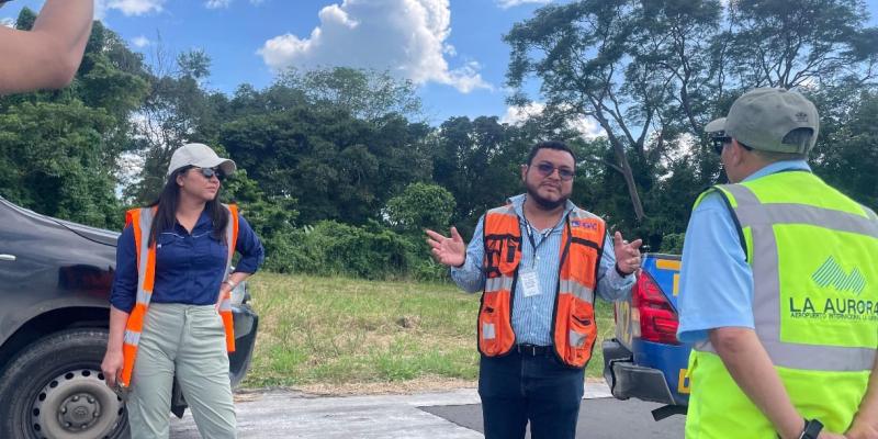 Durante la visita se realizaron inspecciones y evaluaciones orientadas a reforzar los protocolos de seguridad operativa