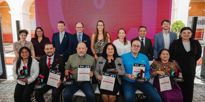 SIT impulsa formación docente en liderazgo digital con apoyo de aliados estratégicos