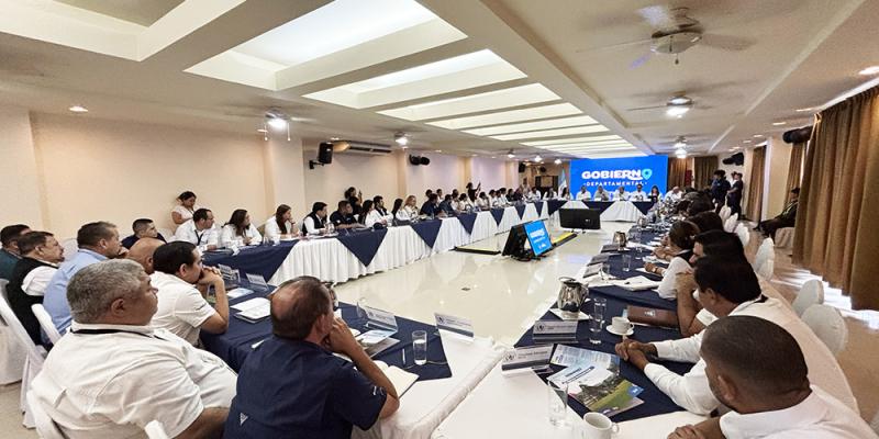 Gobierno impulsa la instalación de Gobiernos Departamentales durante la gira “A Tu Tierra” en Petén