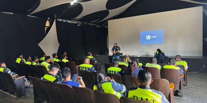DGT capacita a agentes de la PMT en Quetzaltenango para fortalecer la seguridad vial