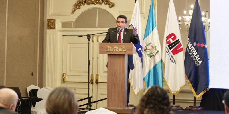 Fortalecemos la Aeronáutica Civil de Guatemala a través de la cooperación público-privada