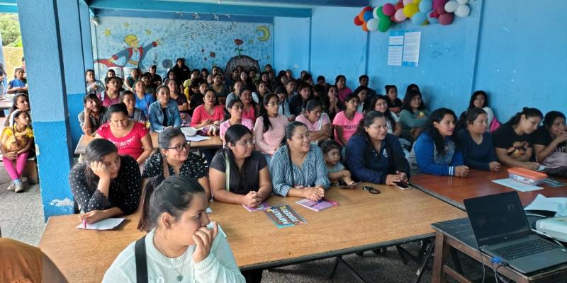 Educando desde el corazón: padres y madres se suman a la cultura vial en San Lorenzo