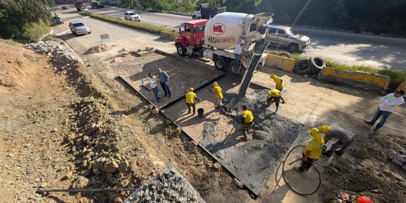 Concreto nuevo, paso seguro en el km 43.3 de la CA-9 Norte 
