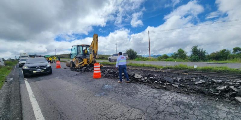 Covial arranca proyecto de bacheo en Alaska 