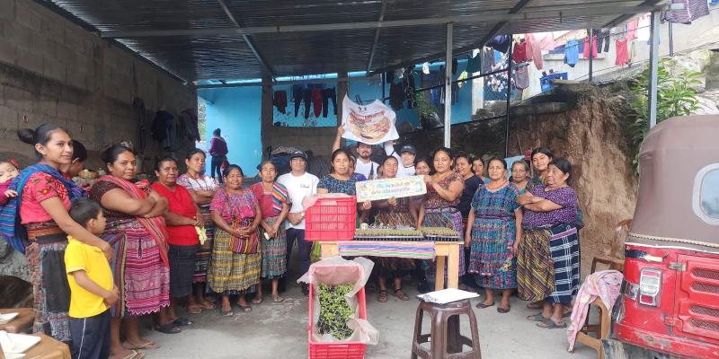 Promueven la seguridad alimentaria en el Día Mundial de la Alimentación 