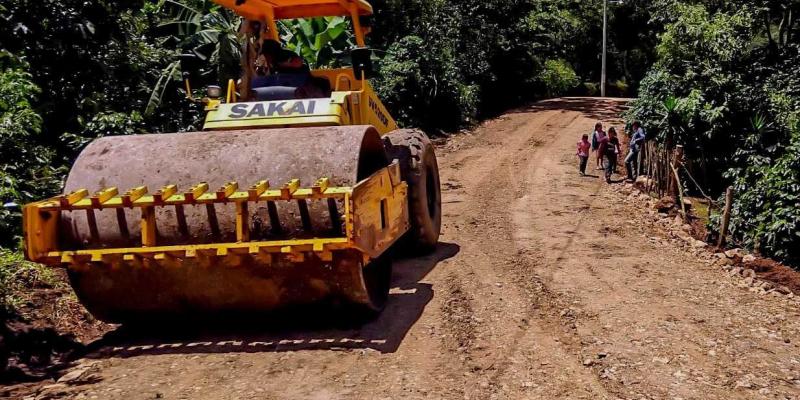 Avanzan mejoras en caminos rurales de Chimaltenango para fortalecer la conectividad comunitaria