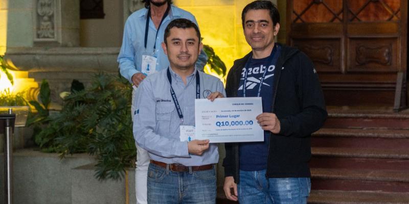 El cubano Yuri González Vidal es premiado por segundo año consecutivo. 