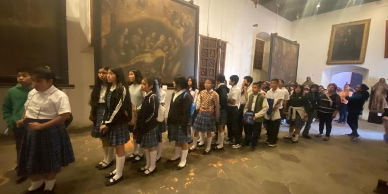 Estudiantes de la Escuela Estado de Israel exploran el Museo de Arte Colonial con “Mi Escuela Viaja al Museo”