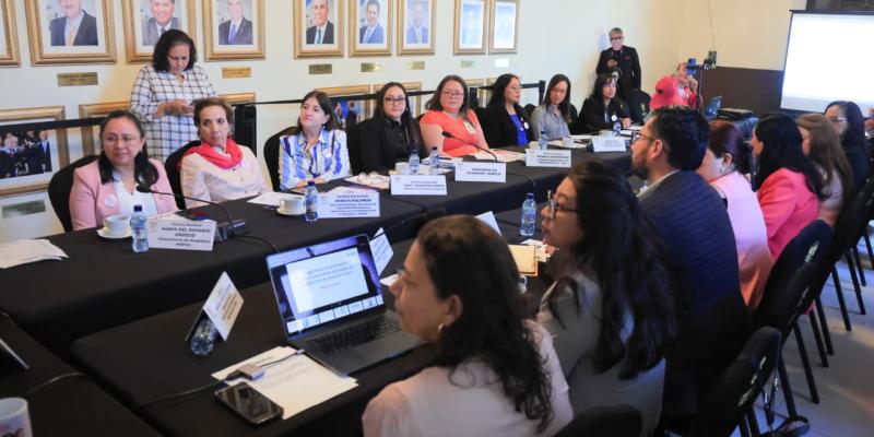 El MCD apoya la prevención del cáncer de mama e impulsa el uso de IA para la detección