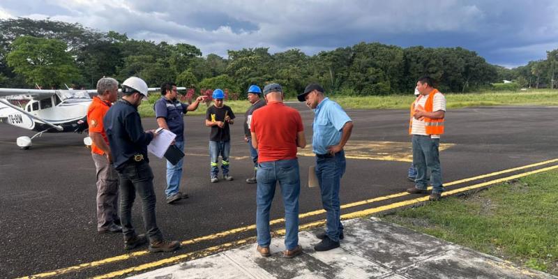 Estas acciones forman parte del proceso de fortalecimiento operativo que la institución desarrolla en distintos aeródromos del país
