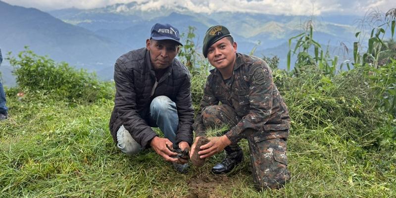Ejército de Guatemala fortalece su compromiso ambiental con más de 313 mil árboles sembrados en 2025.