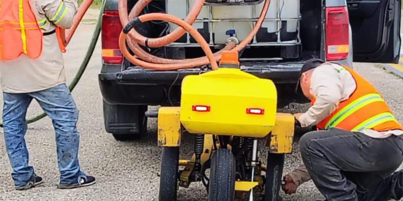 Para la correcta ejecución de estas labores, se llevó a cabo una reunión de coordinación entre las distintas unidades del AIMM, incluyendo Administración (ADMON), Control de Tránsito Aéreo (ATC), Operaciones (OPS), Servicio de Salvamento y Extinción de Incendios (SSEI), Mantenimiento (MANTO) e Infraestructura (INFRA), junto con el personal técnico de SERPIN.