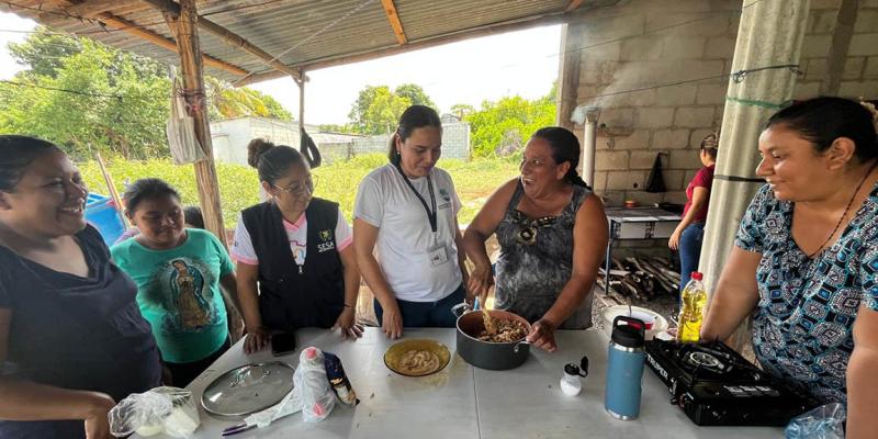 De los huertos familiares a la mesa, recetas nutritivas para niños saludables