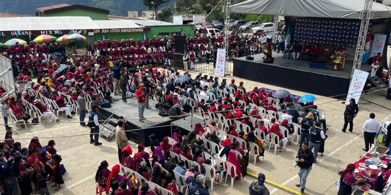 Declaran dos nuevos municipios libres de pisos de tierra en Huehuetenango
