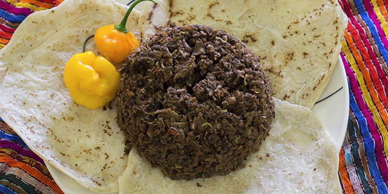 Empanadas de tziquinché, el sabor del bosque petenero