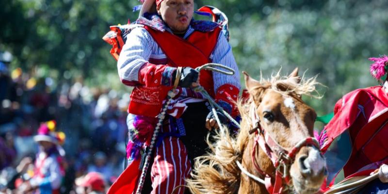 Cada 1 de noviembre se lleva a cabo el denominado "Juego de Gallos".