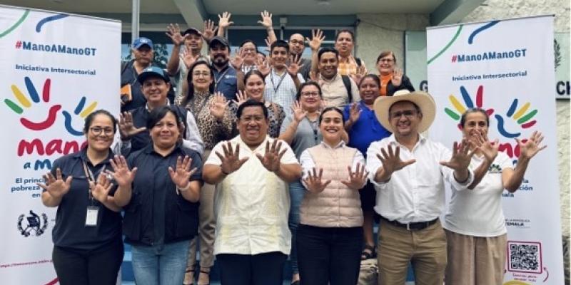 El objetivo central de la jornada fue socializar los avances de la Iniciativa Intersectorial Mano a Mano y establecer redes de coordinación con Organizaciones No Gubernamentales (ONG’s) y actores locales para la vinculación de acciones en el departamento.