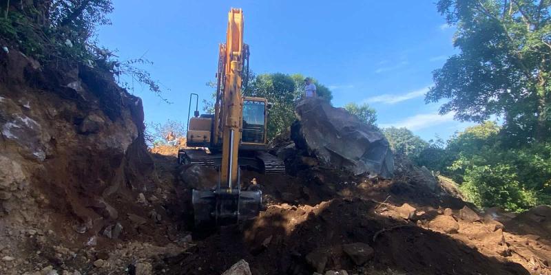 Caminos abre paso entre la montaña: 4.4 km avanzados en la nueva ruta a Santa María de Jesús
