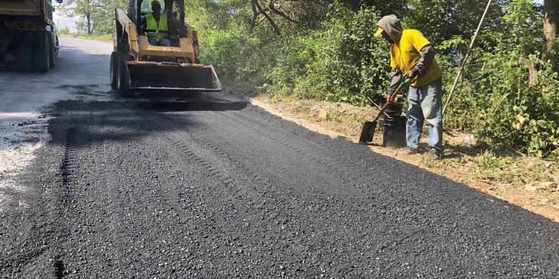 Avanza el bacheo de la ruta entre Chuarrancho a Baja Verapaz 