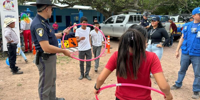 Un día en Monteros: enseñando, jugando y aprendiendo sobre seguridad vial