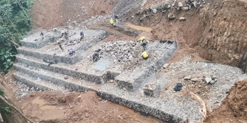 El CIV trabaja sin pausa para restablecer la movilidad entre Retalhuleu y Quetzaltenango