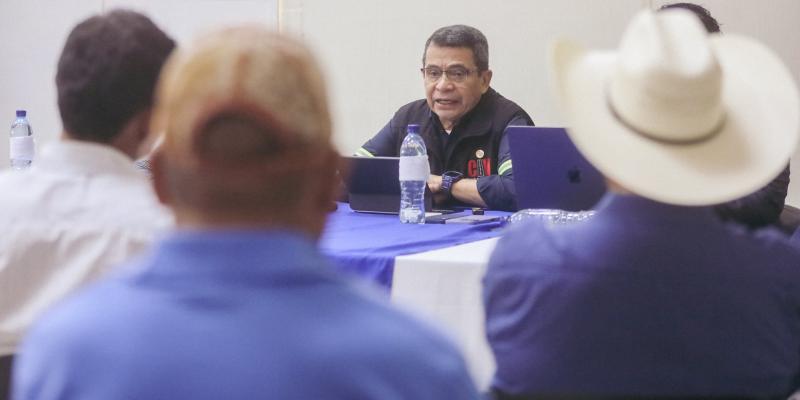 Autoridades de Baja Verapaz reciben avances y respuestas sobre proyectos viales 