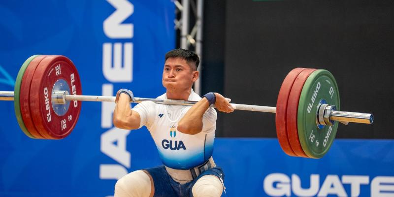 Parque Erick Barrondo rinde homenaje a Henry Esquivel