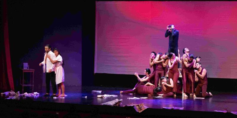 “Una Mariposa en la Ventana”