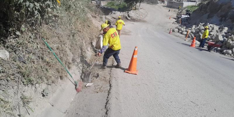 ¡Avanza la limpieza de la ruta hacia Chinautla!