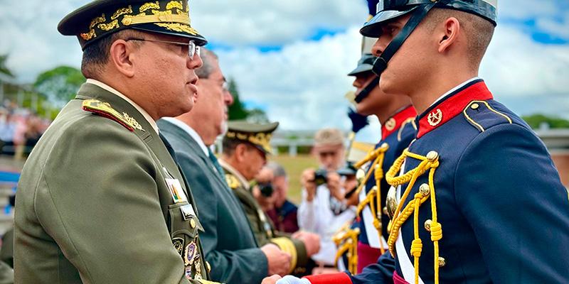 Ejército de Guatemala celebra la graduación de la Promoción CLXII de Damas y Caballeros Cadetes de la Escuela Politécnica