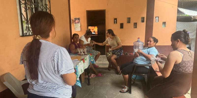 Entrega de semillas fortalece seguridad alimentaria en Melchor de Mencos