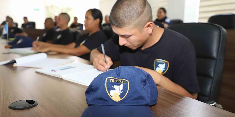 Los futuros brigadas de Provial fortalecen sus conocimientos en Derechos Humanos