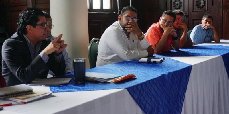 Inician mesas de trabajo para construir la nueva Ley General de Transporte Terrestre