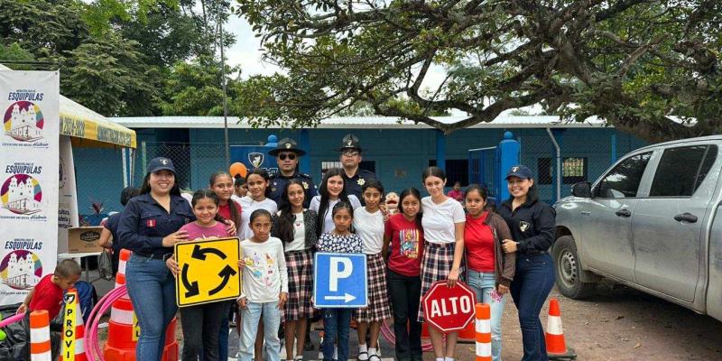 Los pilares de la educación vial, ayudan a guiar a los niños para una movilidad más segura en Guatemala